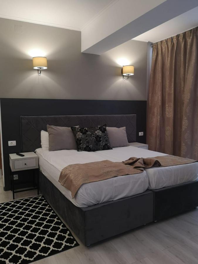 Hotel Helin - Calea Bucuresti Craiova Eksteriør bilde